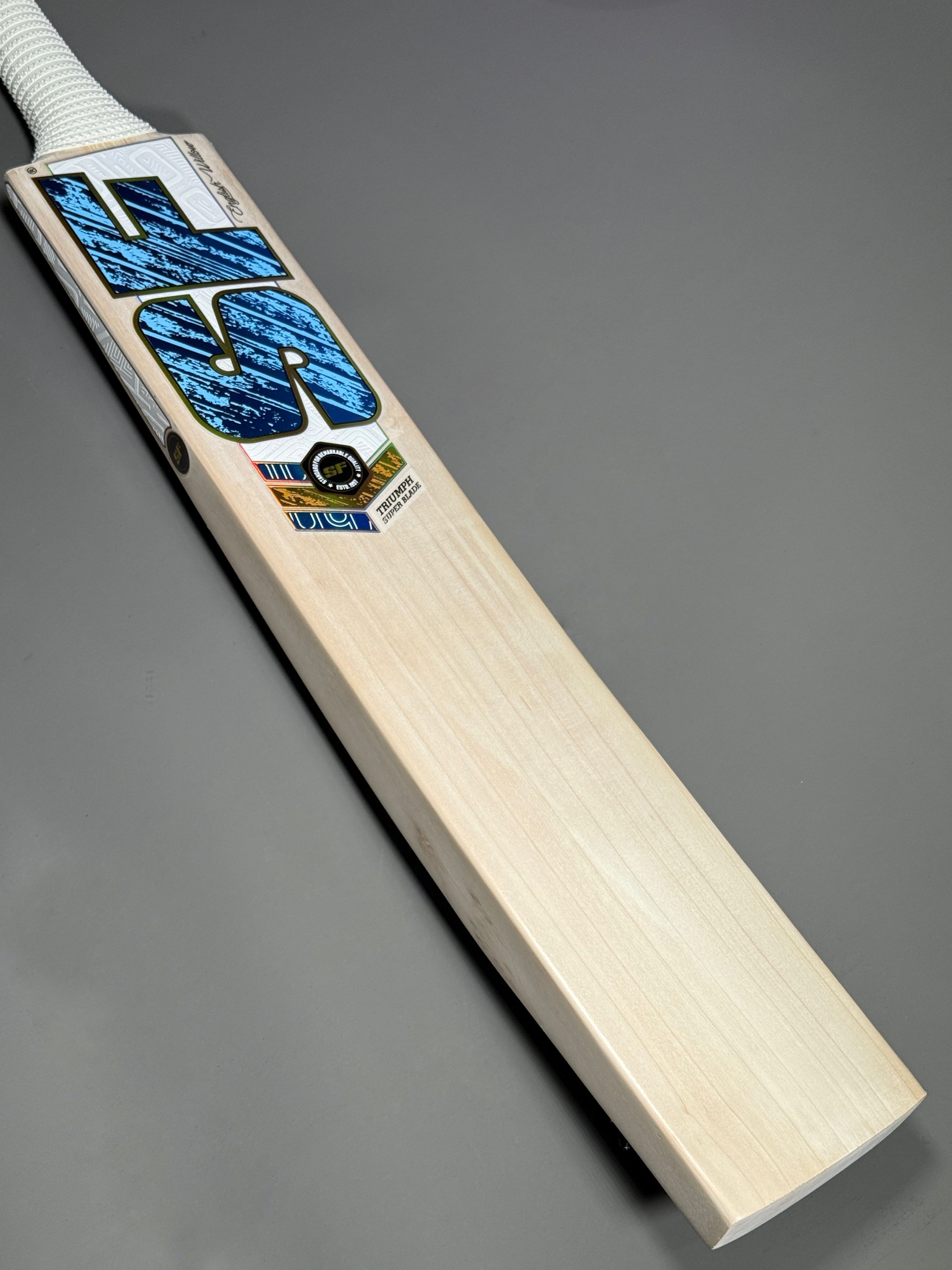 SF TRIUMPH SUPER BLADE