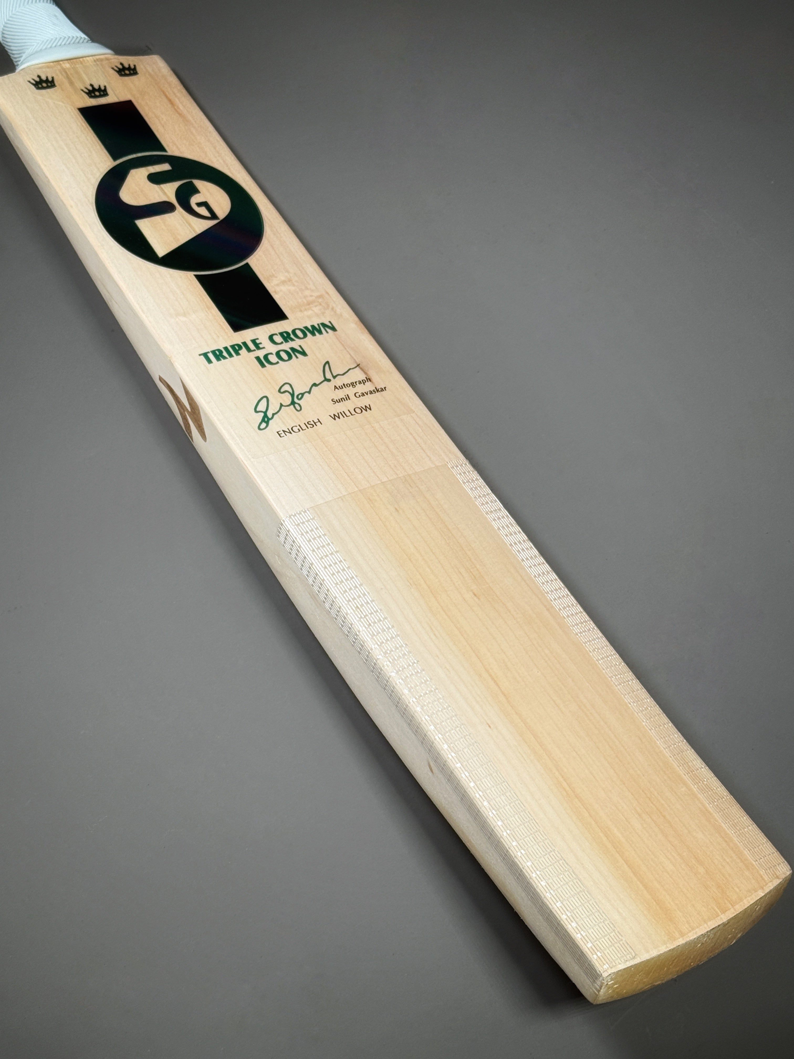 SG TRIPLE CROWN ICON